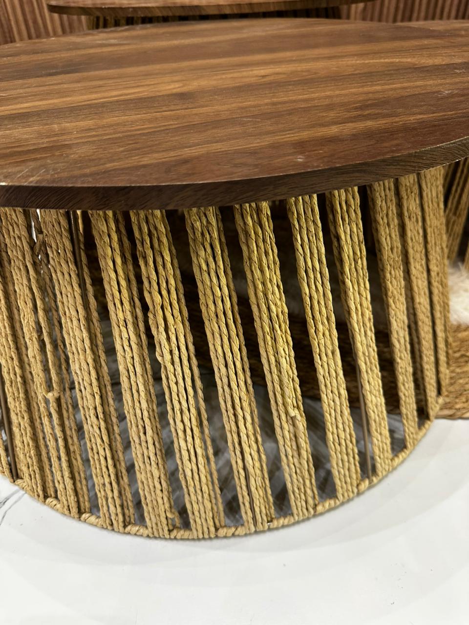 Trio de Tables Basses Artisanales – Bois Noyer & Corde Naturelle