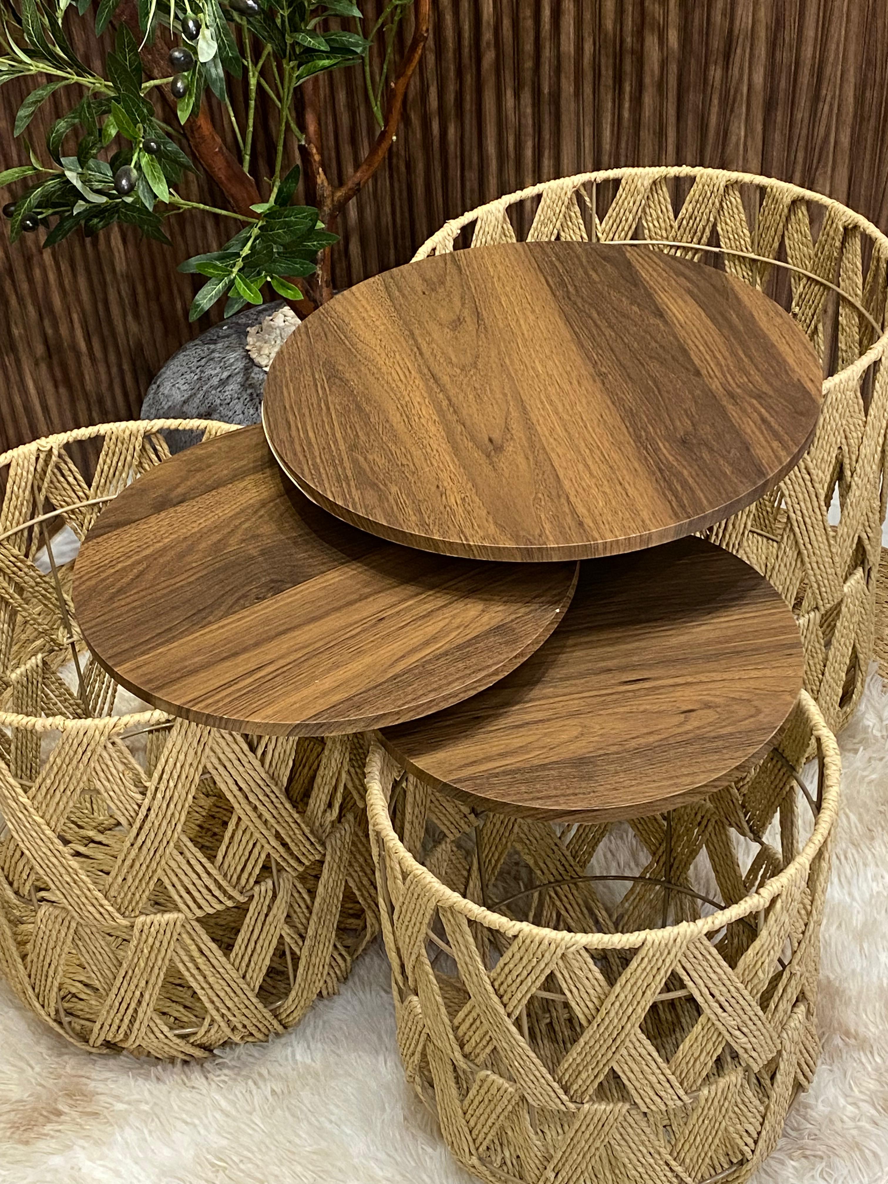 Trio de Tables Basses Artisanales